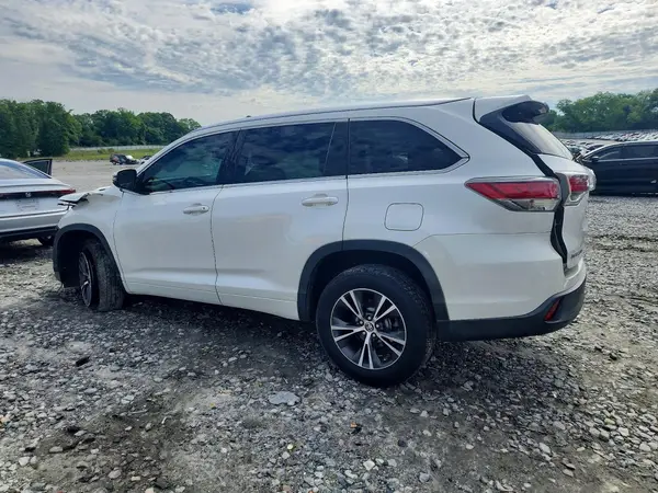 5TDKKRFH6GS176174 2016 TOYOTA HIGHLANDER - Image 2