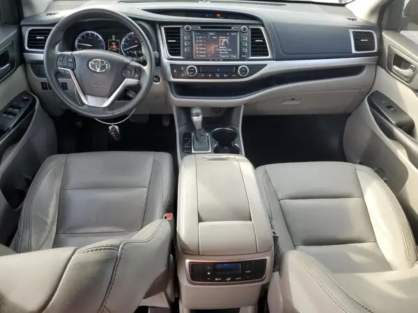 5TDKKRFH6GS178930 2016 TOYOTA HIGHLANDER - Image 8