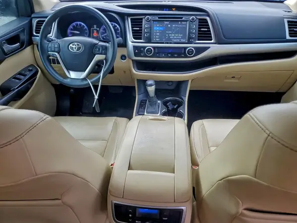 5TDKKRFH6GS181519 2016 TOYOTA HIGHLANDER - Image 8