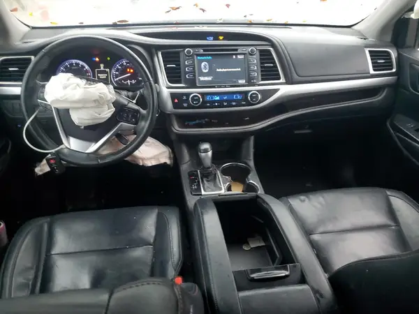 5TDKKRFH6GS183500 2016 TOYOTA HIGHLANDER - Image 8