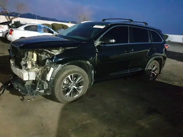 5TDKKRFH6GS504368 2016 TOYOTA HIGHLANDER - Image 1