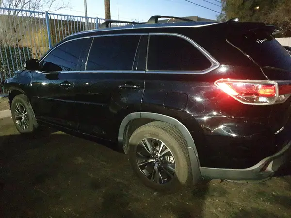 5TDKKRFH6GS504368 2016 TOYOTA HIGHLANDER - Image 2