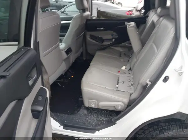 5TDKKRFH6GS505598 2016 TOYOTA HIGHLANDER - Image 8
