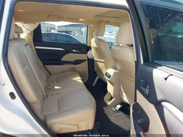 5TDKKRFH7GS126660 2016 TOYOTA HIGHLANDER - Image 8