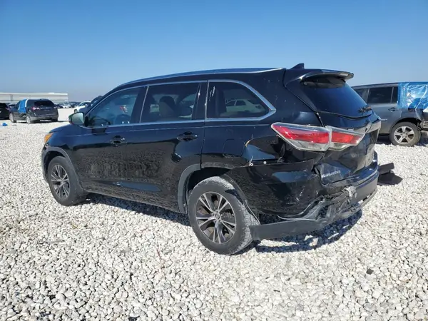 5TDKKRFH7GS127730 2016 TOYOTA HIGHLANDER - Image 2