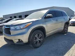 5TDKKRFH7GS131258 2016 TOYOTA HIGHLANDER
