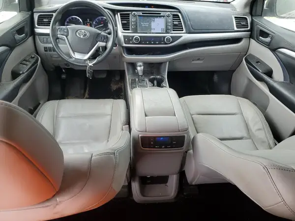 5TDKKRFH7GS133205 2016 TOYOTA HIGHLANDER - Image 8