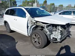 5TDKKRFH7GS140431 2016 TOYOTA HIGHLANDER
