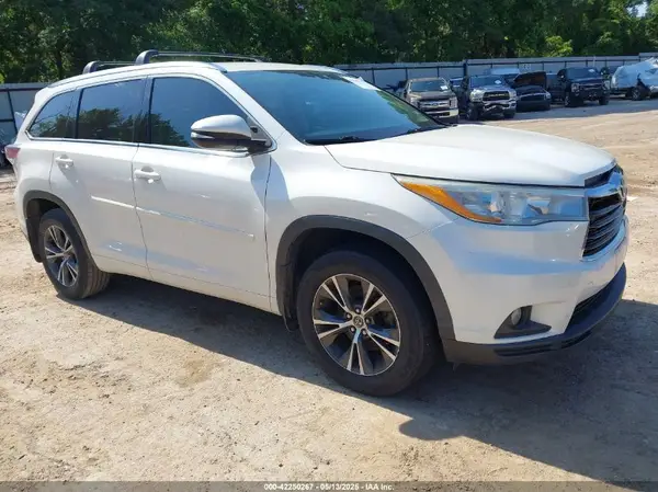 5TDKKRFH7GS144768 2016 TOYOTA HIGHLANDER - Image 1