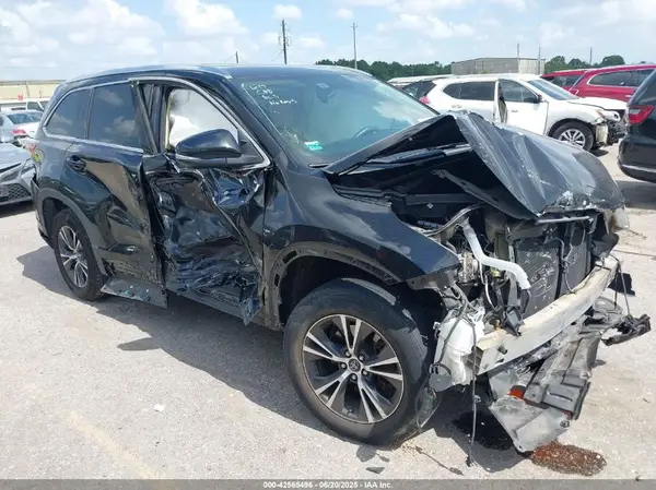 5TDKKRFH7GS147444 2016 TOYOTA HIGHLANDER - Image 1