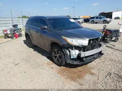 5TDKKRFH7GS164714 2016 TOYOTA HIGHLANDER
