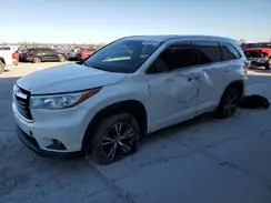 5TDKKRFH7GS176801 2016 TOYOTA HIGHLANDER