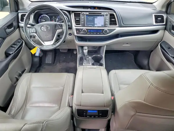 5TDKKRFH7GS504993 2016 TOYOTA HIGHLANDER - Image 8