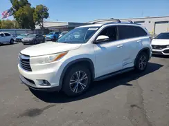 5TDKKRFH8GS131060 2016 TOYOTA HIGHLANDER