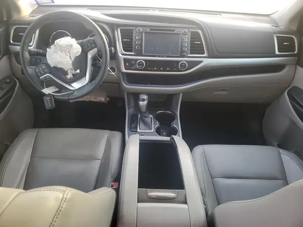 5TDKKRFH8GS145119 2016 TOYOTA HIGHLANDER - Image 8