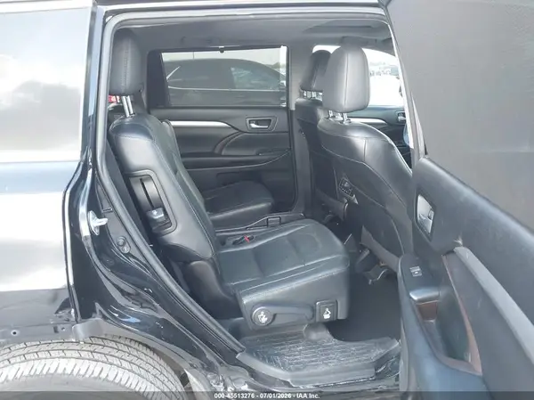 5TDKKRFH8GS150370 2016 TOYOTA HIGHLANDER - Image 8
