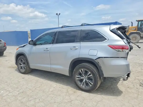 5TDKKRFH8GS164074 2016 TOYOTA HIGHLANDER - Image 2