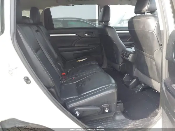 5TDKKRFH8GS165449 2016 TOYOTA HIGHLANDER - Image 8