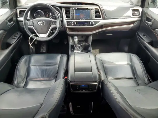 5TDKKRFH8GS167735 2016 TOYOTA HIGHLANDER - Image 8
