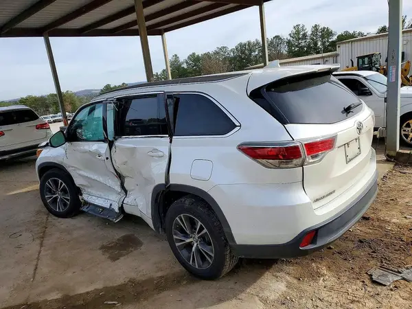 5TDKKRFH8GS181425 2016 TOYOTA HIGHLANDER - Image 2