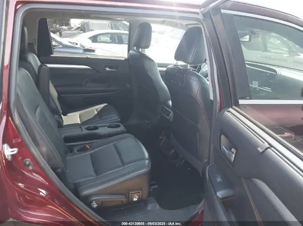 5TDKKRFH8GS186558 2016 TOYOTA HIGHLANDER - Image 8
