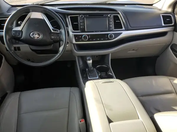 5TDKKRFH8GS501035 2016 TOYOTA HIGHLANDER - Image 8