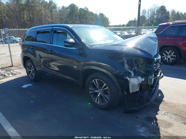 5TDKKRFH8GS502136 2016 TOYOTA HIGHLANDER - Image 1