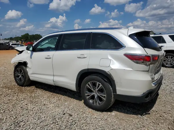 5TDKKRFH8GS503982 2016 TOYOTA HIGHLANDER - Image 2