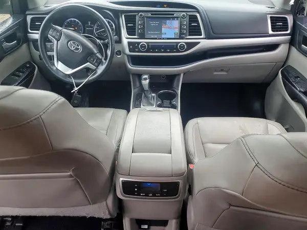5TDKKRFH8GS504856 2016 TOYOTA HIGHLANDER - Image 8