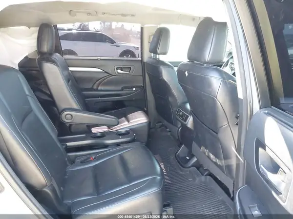 5TDKKRFH8GS505070 2016 TOYOTA HIGHLANDER - Image 8