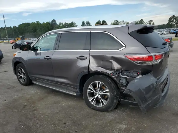 5TDKKRFH9GS121895 2016 TOYOTA HIGHLANDER - Image 2