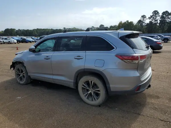 5TDKKRFH9GS125929 2016 TOYOTA HIGHLANDER - Image 2