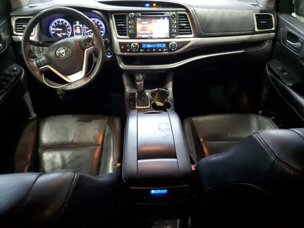 5TDKKRFH9GS126496 2016 TOYOTA HIGHLANDER - Image 8