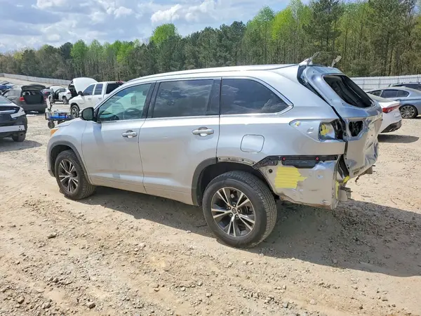 5TDKKRFH9GS131309 2016 TOYOTA HIGHLANDER - Image 2