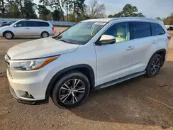 5TDKKRFH9GS135490 2016 TOYOTA HIGHLANDER