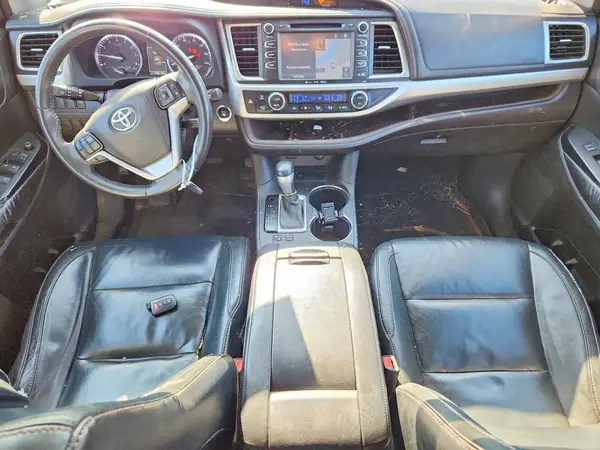 5TDKKRFH9GS150295 2016 TOYOTA HIGHLANDER - Image 8