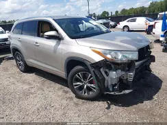 5TDKKRFH9GS152726 2016 TOYOTA HIGHLANDER