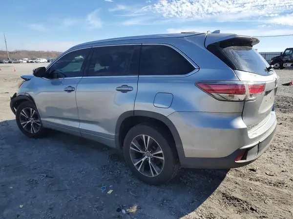 5TDKKRFH9GS154492 2016 TOYOTA HIGHLANDER - Image 2