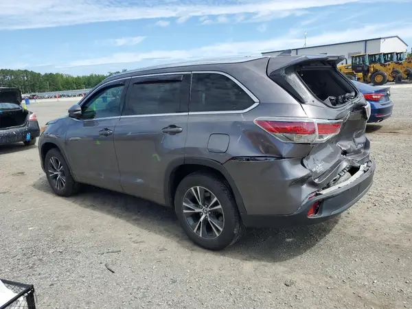 5TDKKRFH9GS158946 2016 TOYOTA HIGHLANDER - Image 2