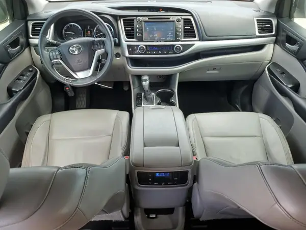 5TDKKRFH9GS158946 2016 TOYOTA HIGHLANDER - Image 8