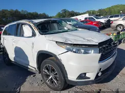 5TDKKRFH9GS172801 2016 TOYOTA HIGHLANDER