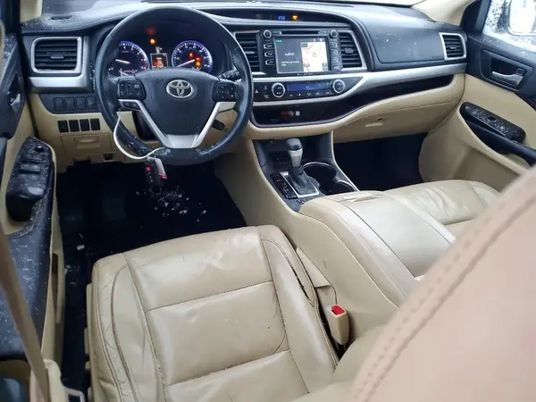 5TDKKRFH9GS175875 2016 TOYOTA HIGHLANDER - Image 8