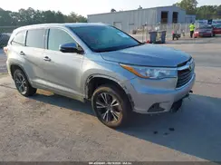 5TDKKRFH9GS501657 2016 TOYOTA HIGHLANDER