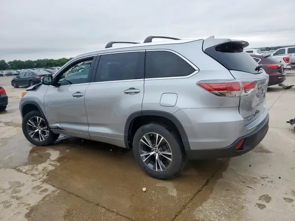 5TDKKRFH9GS502498 2016 TOYOTA HIGHLANDER - Image 2
