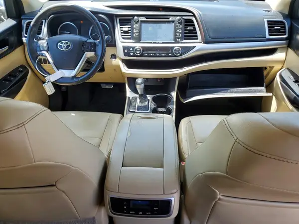 5TDKKRFH9GS507216 2016 TOYOTA HIGHLANDER - Image 8