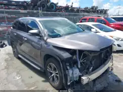 5TDKKRFHXGS121520 2016 TOYOTA HIGHLANDER