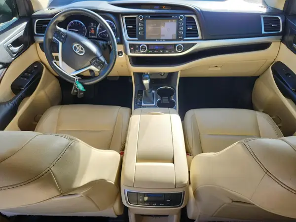5TDKKRFHXGS139922 2016 TOYOTA HIGHLANDER - Image 8
