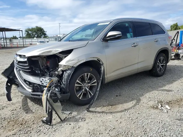 5TDKKRFHXGS150077 2016 TOYOTA HIGHLANDER - Image 1