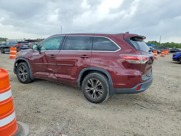 5TDKKRFHXGS164240 2016 TOYOTA HIGHLANDER - Image 2