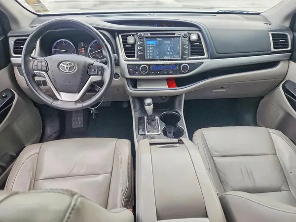 5TDKKRFHXGS173889 2016 TOYOTA HIGHLANDER - Image 8